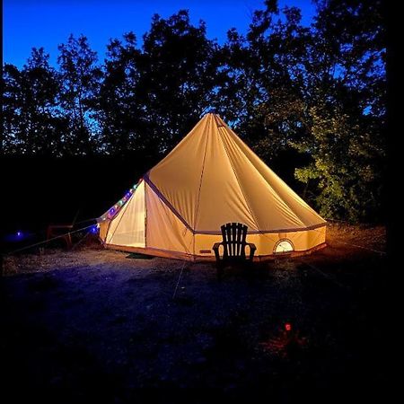 מונטניאק Camping Arbre De Vie מראה חיצוני תמונה