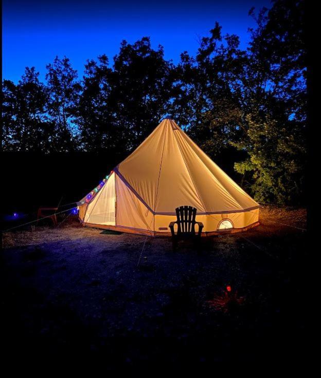 מונטניאק Camping Arbre De Vie מראה חיצוני תמונה