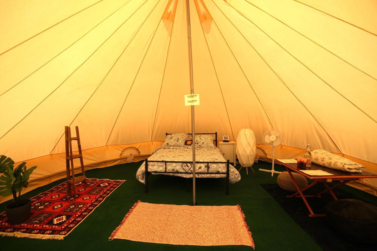 מונטניאק Camping Arbre De Vie מראה חיצוני תמונה