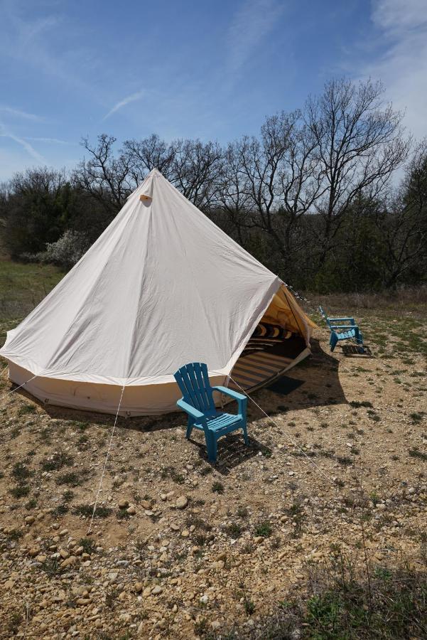 מונטניאק Camping Arbre De Vie מראה חיצוני תמונה