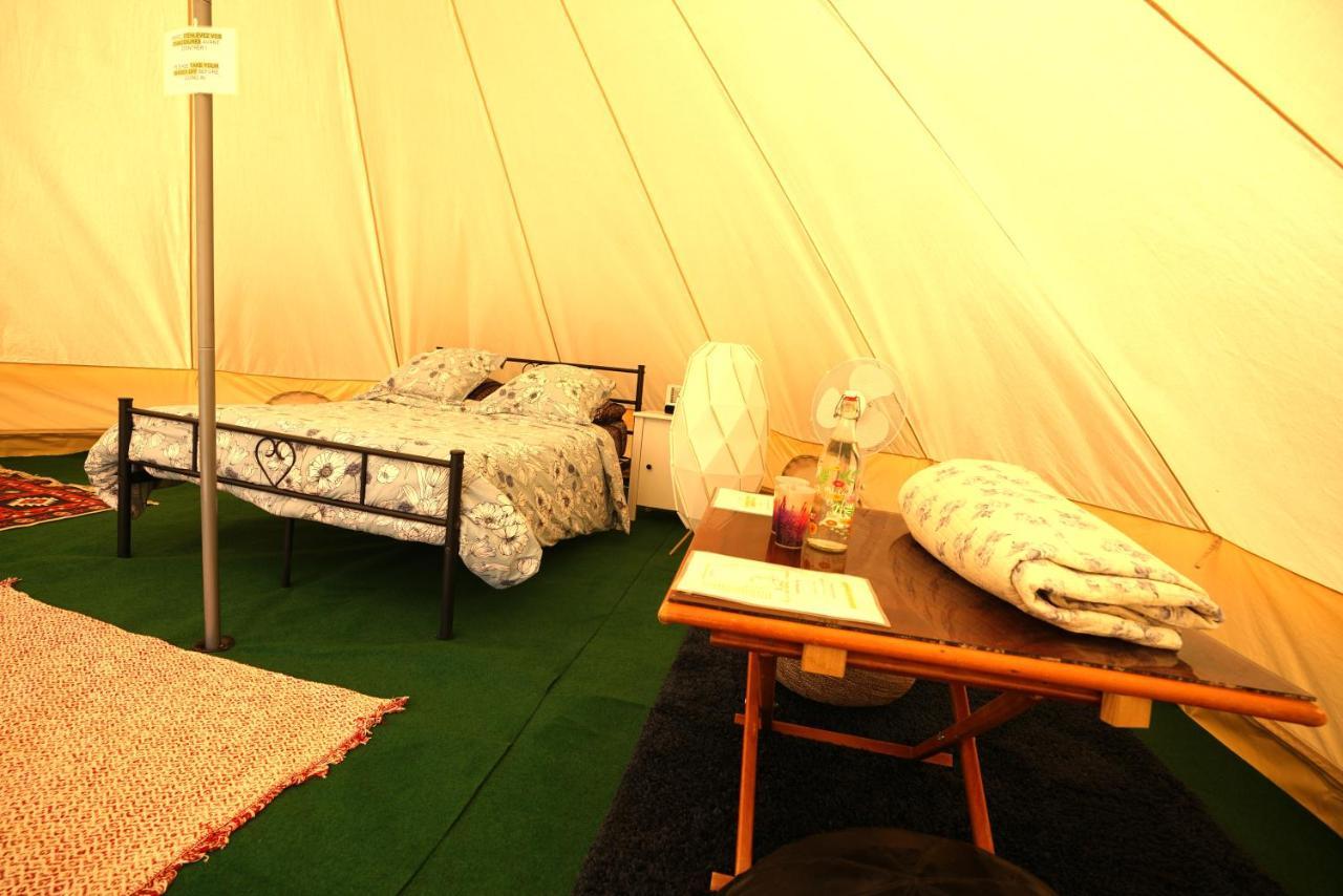 מונטניאק Camping Arbre De Vie מראה חיצוני תמונה