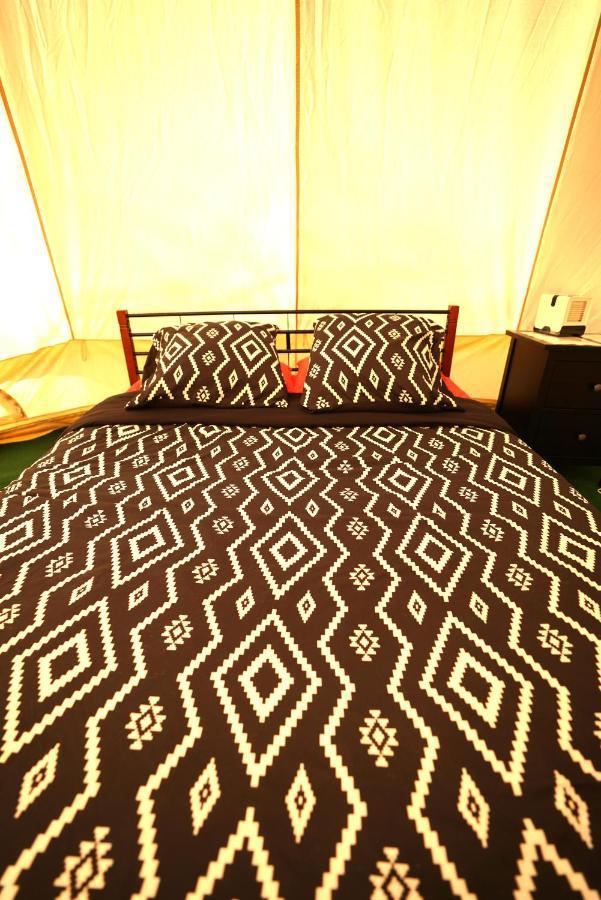 מונטניאק Camping Arbre De Vie מראה חיצוני תמונה