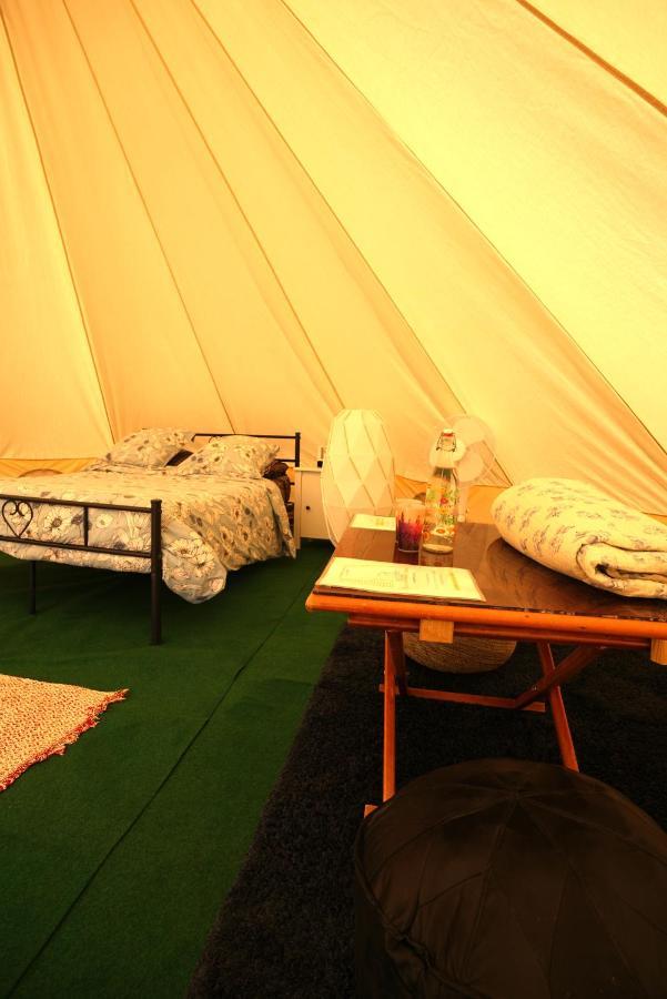 מונטניאק Camping Arbre De Vie מראה חיצוני תמונה